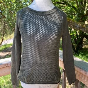 Forever 21 green sweater